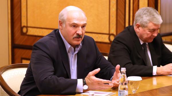 Lukaşenko ironizează McDonald's, după ce lanţul de fast food şi-a anunţat plecarea din Belarus