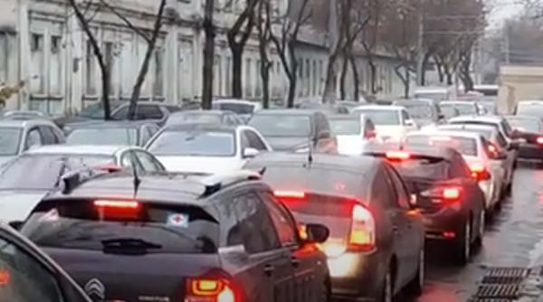 Republica Moldova lăsată pe întuneric de ruși. Haos în Chișinău VIDEO