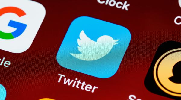 Alertă de securitate la Twitter. Datele personale a peste 5,4 milioane de utilizatori ar fi ajuns în posesia hackerilor