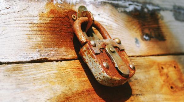 Efectul crizei: Aproape 31.000 de firme, dizolvate până la finele lunii octombrie