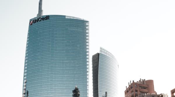 UniCredit se va confrunta cu cerințe mai ridicate de capital din partea BCE