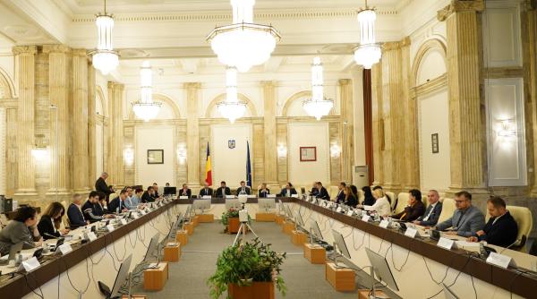 Parlament: Dezbaterea bugetului de stat pe 2023 a început în comisii 