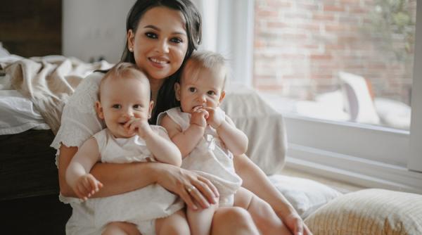 Indemnizații majorate cu 50% pentru gemeni, tripleți