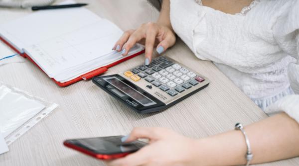 ROBOR astăzi 16.12.2022. Ce s-a întâmplat cu indicele bancar