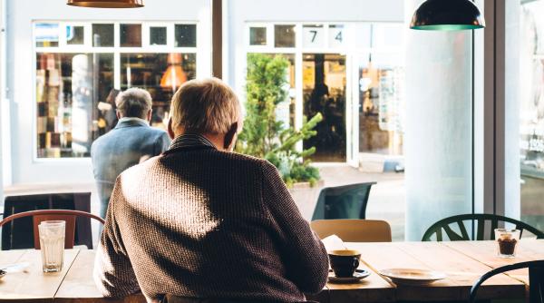 La cât va ajunge pensia minimă garantată începând din 1 ianuarie 2023