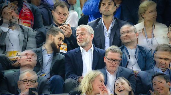 Roman Abramovici a pierdut jumătate din avere în 2022