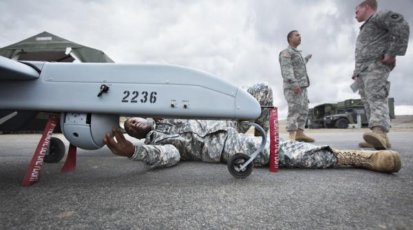 Războiul din Europa atrage investitorii spre industria dronelor și tehnologie pentru câmpul de luptă