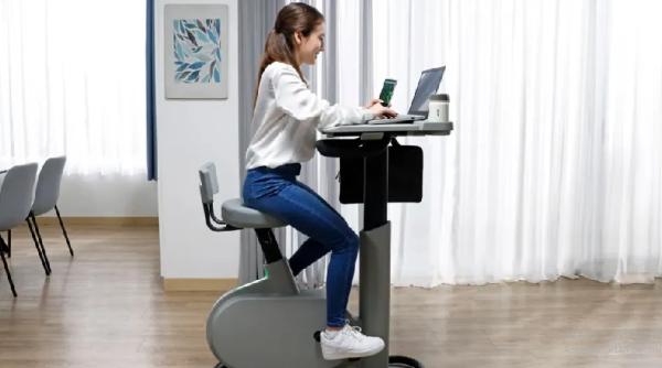 Inovaţie la locul de muncă: Biroul-bicicletă eKinekt BD 3, ce permite producerea de energie în timpul lucrului