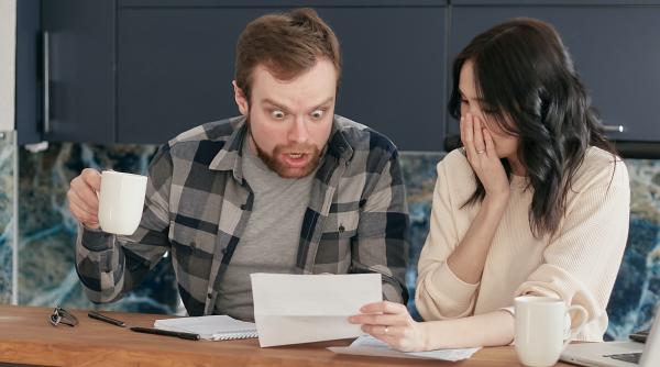 Veniturile medii lunare pe gospodărie au fost de 6.668 lei, în T3; cheltuielile, 87,2% din venituri