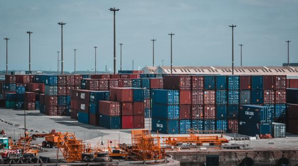 Comerțul european, slabe șanse să revină la ceea ce a fost. Care sunt cauzele 