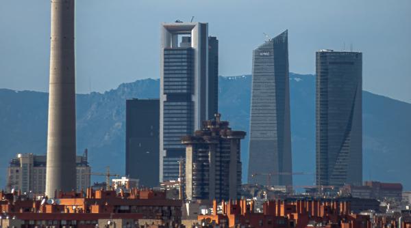 Marile firme de consultanță, luate prin surprindere în Spania. Cu cine s-au trezit la ușă