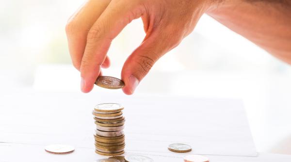 Depozitele la bănci ale populației și firmelor au crescut, în decembrie, cu 3,6%