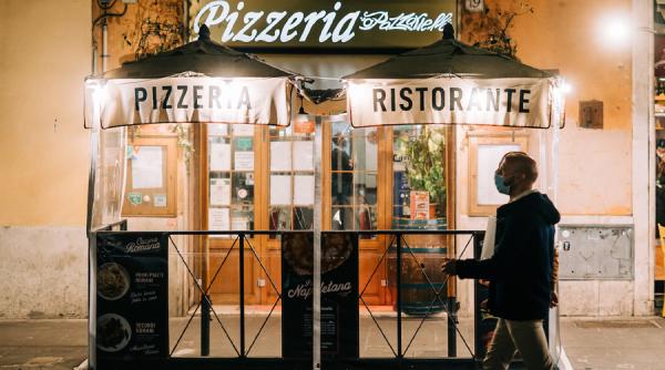 Italia, lovită unde o doare cel mai tare: Pizza