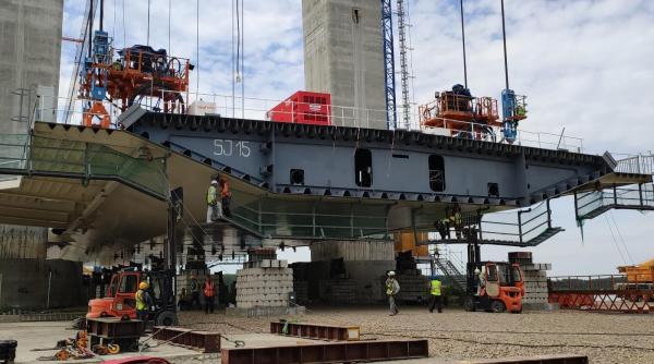 Încă nefuncţional, noul pod peste Dunăre este... obiectiv turistic. Lucian Georgescu, rectorul UDJG: Când avem musafiri îi ducem să îl vadă 