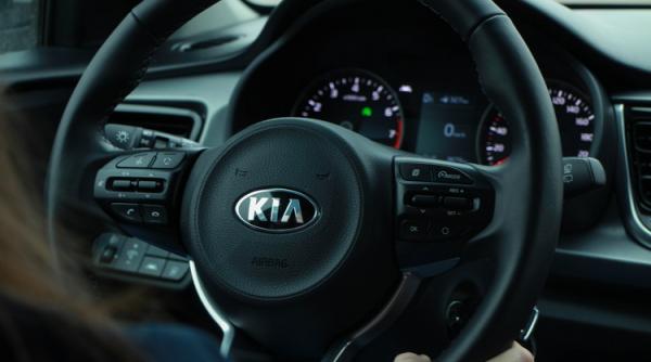 Un trend de pe TikTok transformă pe oricine în hoț de mașini VIDEO