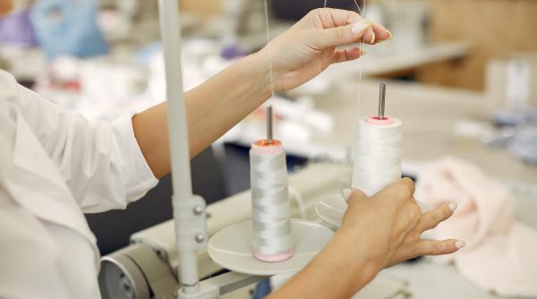 Industria europeană slăbită de multiple șocuri. Tabloul este devastator