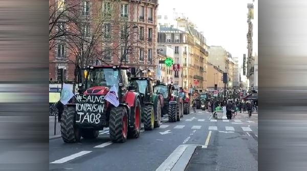 Sute de tractoare blochează centrul Parisului