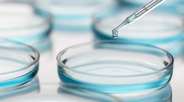 Pfizer scoate din buzunar 43 miliarde de dolari pentru o nouă tehnologie