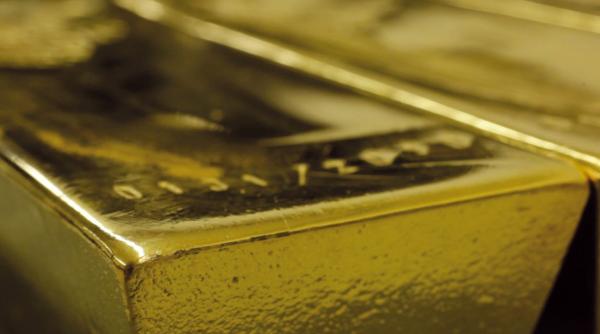 Europa bursieră, în scădere! Aurul sare de 2.000 de dolari/uncie