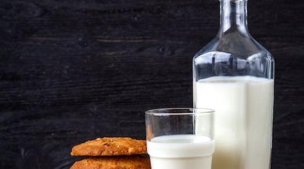 Cum ajunge litrul de lapte să coste 8 lei în magazin, când fermierul îl vinde cu 2 lei. Sorin Minea: Nu e vorba de samsari