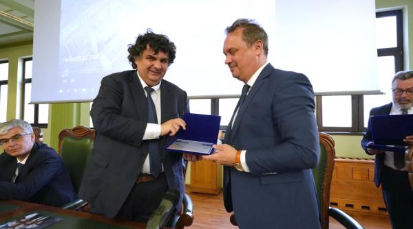 Transelectrica, sponsorizare de 294.000 de lei pentru Universitatea Politehnica Timișoara