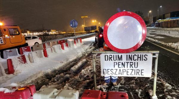 Cod roșu de viscol puternic și ninsori abundente în patru județe. Situația drumurilor