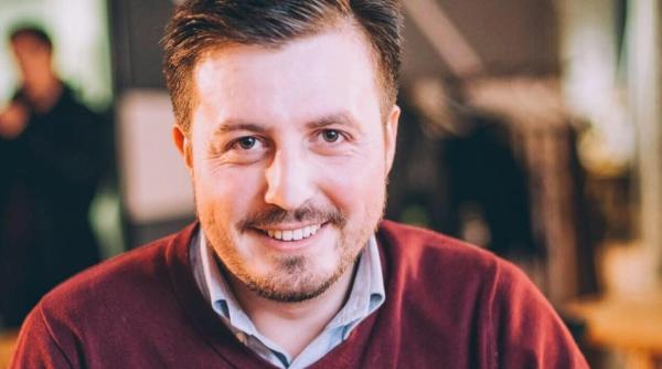 Prețurile ne ustură la buzunare, deși materiile prime s-au ieftinit. Bogdan Mugescu explică de ce 