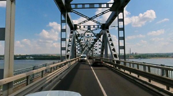 Restricții de trafic până la ora 16 din cauza protestelor fermierilor români și bulgari