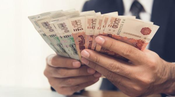 Veniturile Rusiei scad cu 51 de miliarde de dolari pe măsură ce banii pentru energie seacă