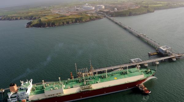 Chinezii de la Sinopec devin acționarii unui mega-proiect de gaz din Qatar