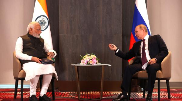 Vânzările de armament rusesc către India stagnează. Care este semnificația 