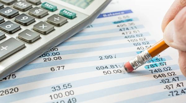 Credite cu dobândă fixă sau variabilă. Unde sunt avantajele