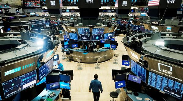 Acțiunile companiilor americane prinse în vârtejul dezordinii bancare 