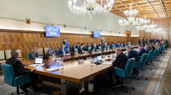 Detalii despre cele mai importante hotărâri luate, joi, de Guvern, pentru români şi pentru mediul de afaceri