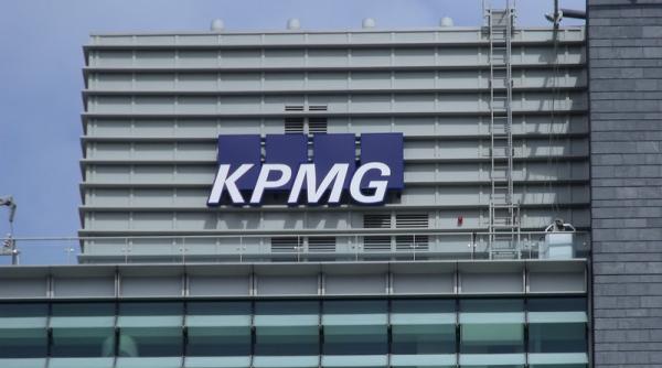 FT: Cele trei bănci americane prăbușite au ceva în comun: KPMG