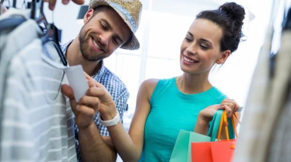 Ce măsuri vrea să ia Comisia Europeană pentru reducerea consumului de textile