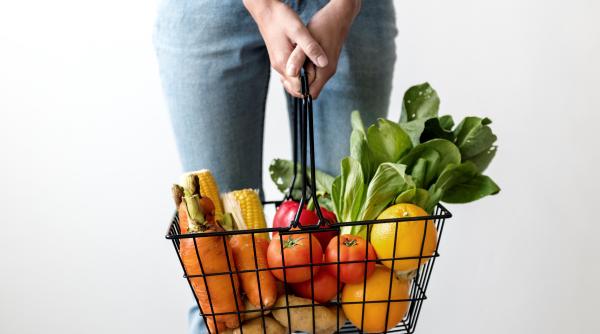 Inflația va coborî la nivelul de o cifră în trimestrul III, anunță BNR