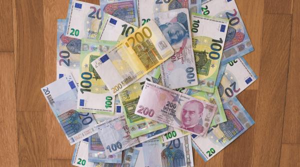 Turcia: Alegerile, un risc pentru moneda națională, îndiferend de rezultatul scrutinului 