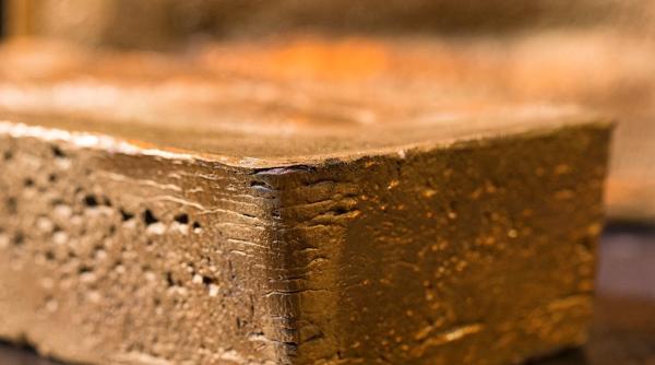 Tranzacție de 19 miliarde $. Apare un nou gigant mondial în producția de aur