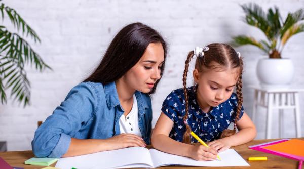 Libere plătite pentru părinți în cazul grevei din învățământ?