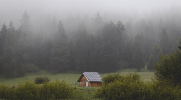 Programul Casa Verde Fotovoltaice. Fondurile pentru Regiunea Nord Est s-au terminat în cinci minute