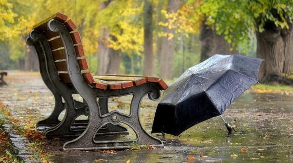 Atenționare meteo. Cod galben de instabilitate în  29 de județe