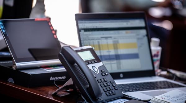 Începe sarabanda cheltuielilor pentru alegerile din 2024. STS cumpără noi tablete