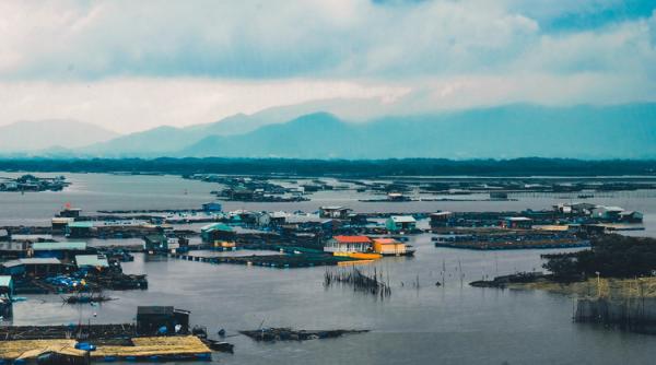 Inundațiile au afectat 56 de localități. Câți români au casele asigurate