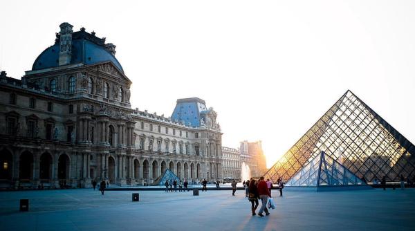 La Paris, premierul chinez a criticat strategia de suveranitate economică a UE