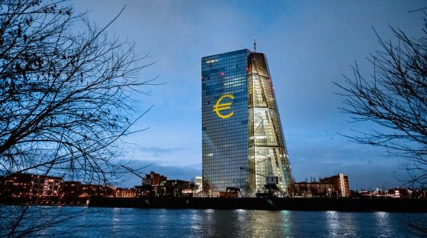 Ritmul economic din zona euro aproape că s-a oprit