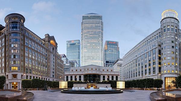 Banca britanică HSBC se mută într-o ”casă” mai mică din centrul Londrei