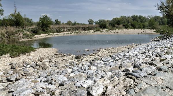 Debitul Dunării, afectat de schimbările climatice. Implicațiile economice, grave