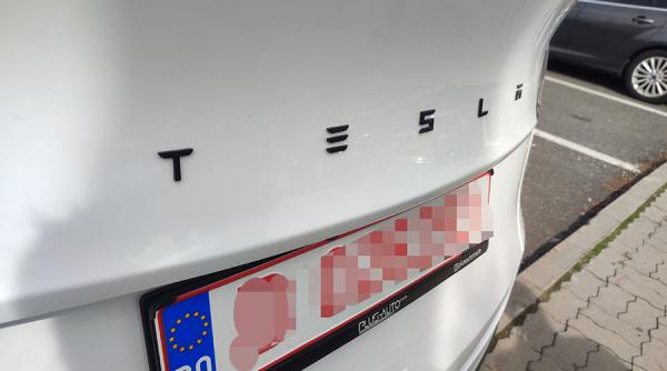 Vânzările Tesla au depășit așteptările analiștilor