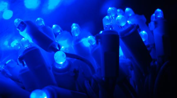 Metale rare: Decizia Chinei a pus pe jar Uniunea Europeană